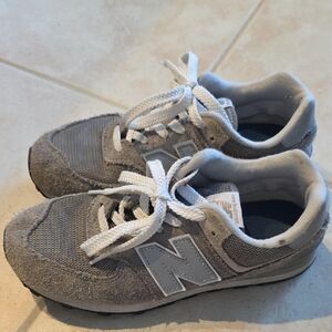 New Balance Kids Sneakers in Gray and White